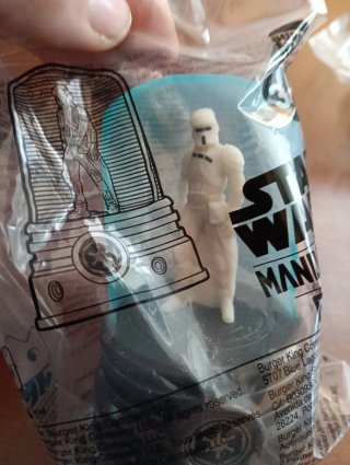Muñeco Star Wars Burger King Mandolorian