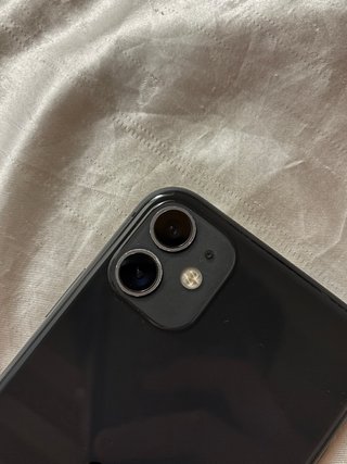 iPhone 11 (precio negociable)