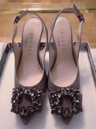 Zapatos Joya Scandal. Talla 35 Piel Gris.