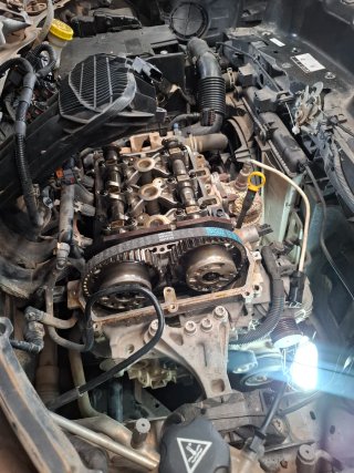 Servicio Mecánico de coches averiado