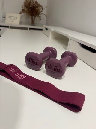 2 Pesas 1,5 Kg y Banda Resistencia 6 Kg