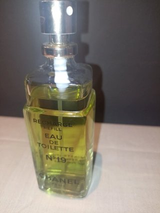 - Eau de Toilette Chanel N°19 ORIGINAL . OFERTA .!