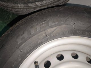 2 Neumáticos 165/80R13