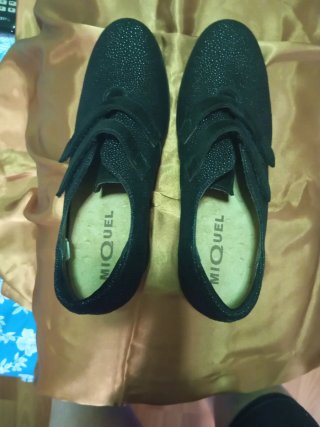 Zapatos Miquel Talla 37 Ancho 14
