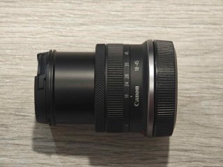 Canon EOS R10 + Objetivo 18-45mm + 2 Baterías