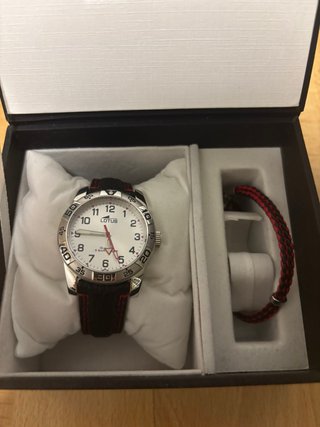 Reloj + Pulsera Roja y negra marca Lotus