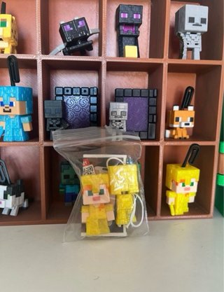10 Figuras Minecraft Kinder