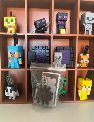 10 Figuras Minecraft Kinder