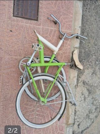 Bicicleta Plegable Vintage Verde y Blanca