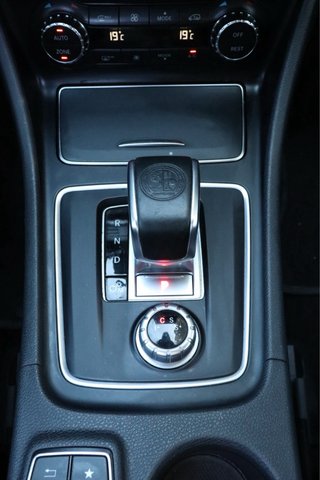Mercedes CLA 45 AMG 381CV Pano alcantara SB