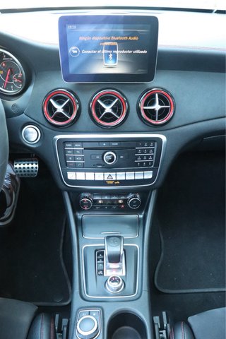 Mercedes CLA 45 AMG 381CV Pano alcantara SB