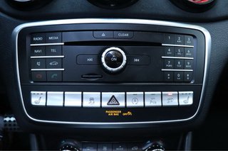 Mercedes CLA 45 AMG 381CV Pano alcantara SB