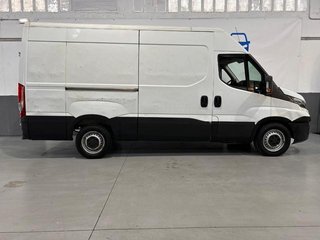 Iveco Daily Furgon 35C 16 V 3520L/H2 115 kW (156 CV)