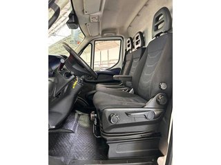 Iveco Daily Furgon 35C 16 V 3520L/H2 115 kW (156 CV)