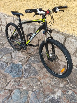 Bicicleta Montaña Giant Revel Negra