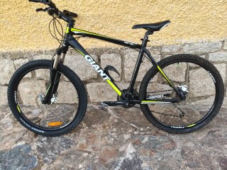 Bicicleta Montaña Giant Revel Negra