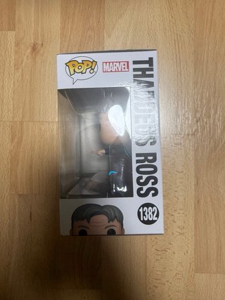 Funko Pop! Thaddeus Ross 1382 Capitán América