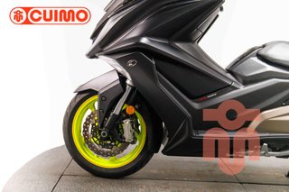 KYMCO AK 550