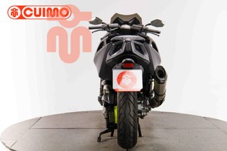 KYMCO AK 550