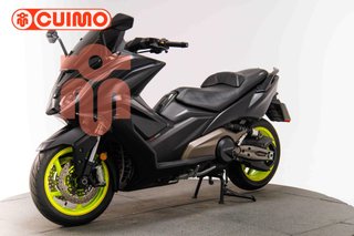KYMCO AK 550