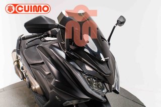 KYMCO AK 550