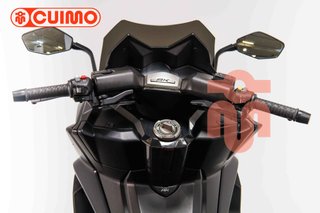 KYMCO AK 550