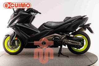 KYMCO AK 550