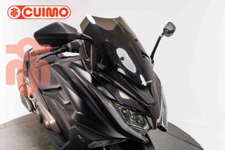 KYMCO AK 550