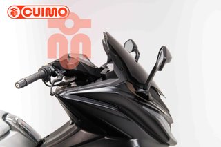 KYMCO AK 550