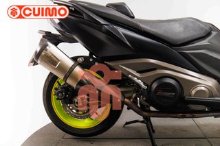 KYMCO AK 550