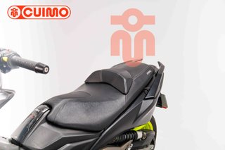 KYMCO AK 550