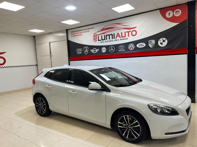 Volvo V40 D3 2.0 150 Cv - foto 1