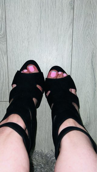 Sandalias Gladiadoras Negras Tacón