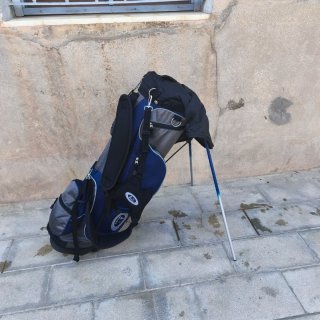 Bolsa de golf Decathlon con trípode y guarda palos