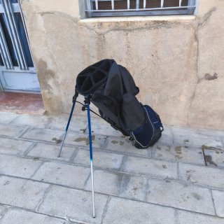 Bolsa de golf Decathlon con trípode y guarda palos