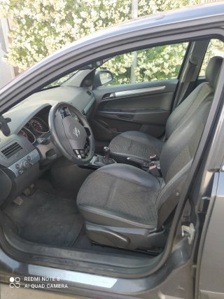 Opel Astra 2009