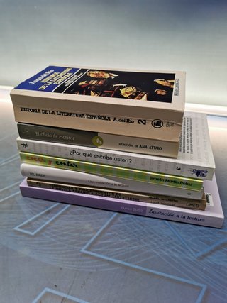 7 libros, invitacion a la lectura, El oficio de escritor, Crecer y contar, Historia de la literatura y mas