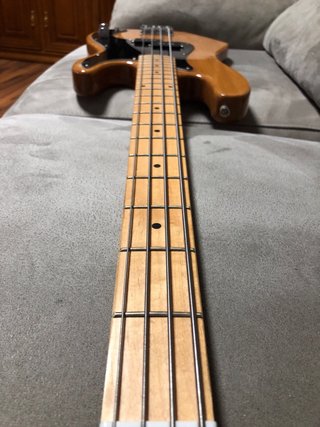 Bajo 4 cuerdas Precision Bass