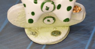 Porcelana Zampiva. Italia. Tarro y figura de payasos pelo espagueti.