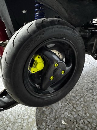 Llanta trasera Yamaha Aerox