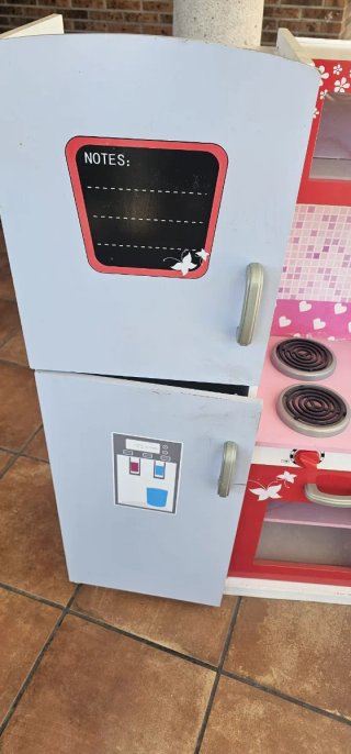 Cocina de juguete infantil