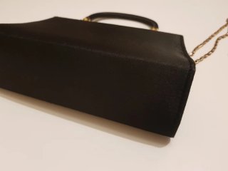 Bolso fiesta vintage raso negro cadena