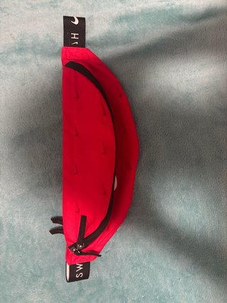 Riñonera Nike Roja