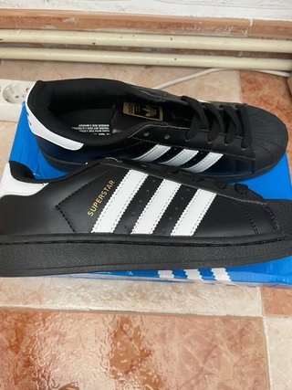 Adidas Superstar Negras Talla 38