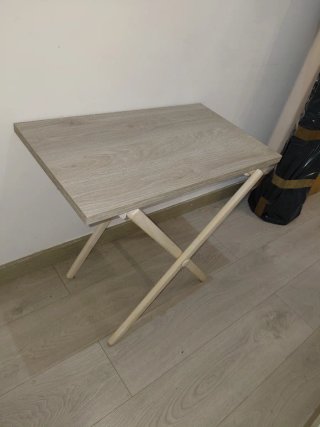 Mesita plegable de madera