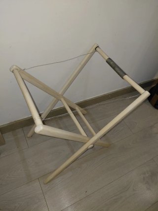 Mesita plegable de madera