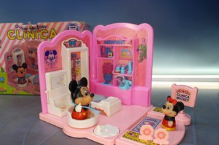 Clínica Doctor Mickey. PSE. Caja original.