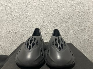 Yeezy Foam Runner Negro