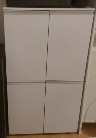 Mueble auxiliar blanco de 4 puertas
