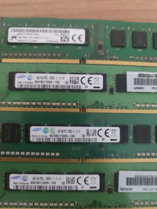 Lote di 5 Memorie RAM DDR3 da 4GB ciascuna